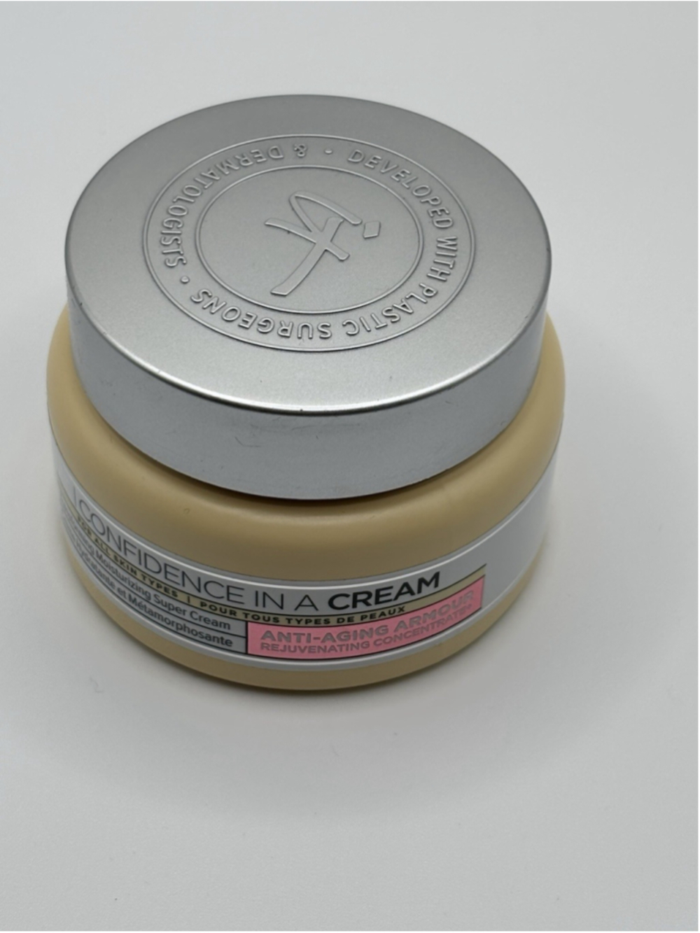 IT Cosmetics Confidence in a Cream - 2oz - Picture 7 of 8